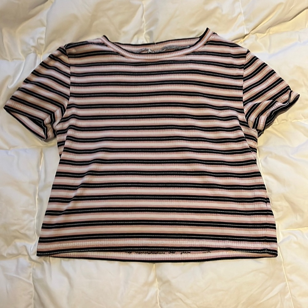 divided crop top